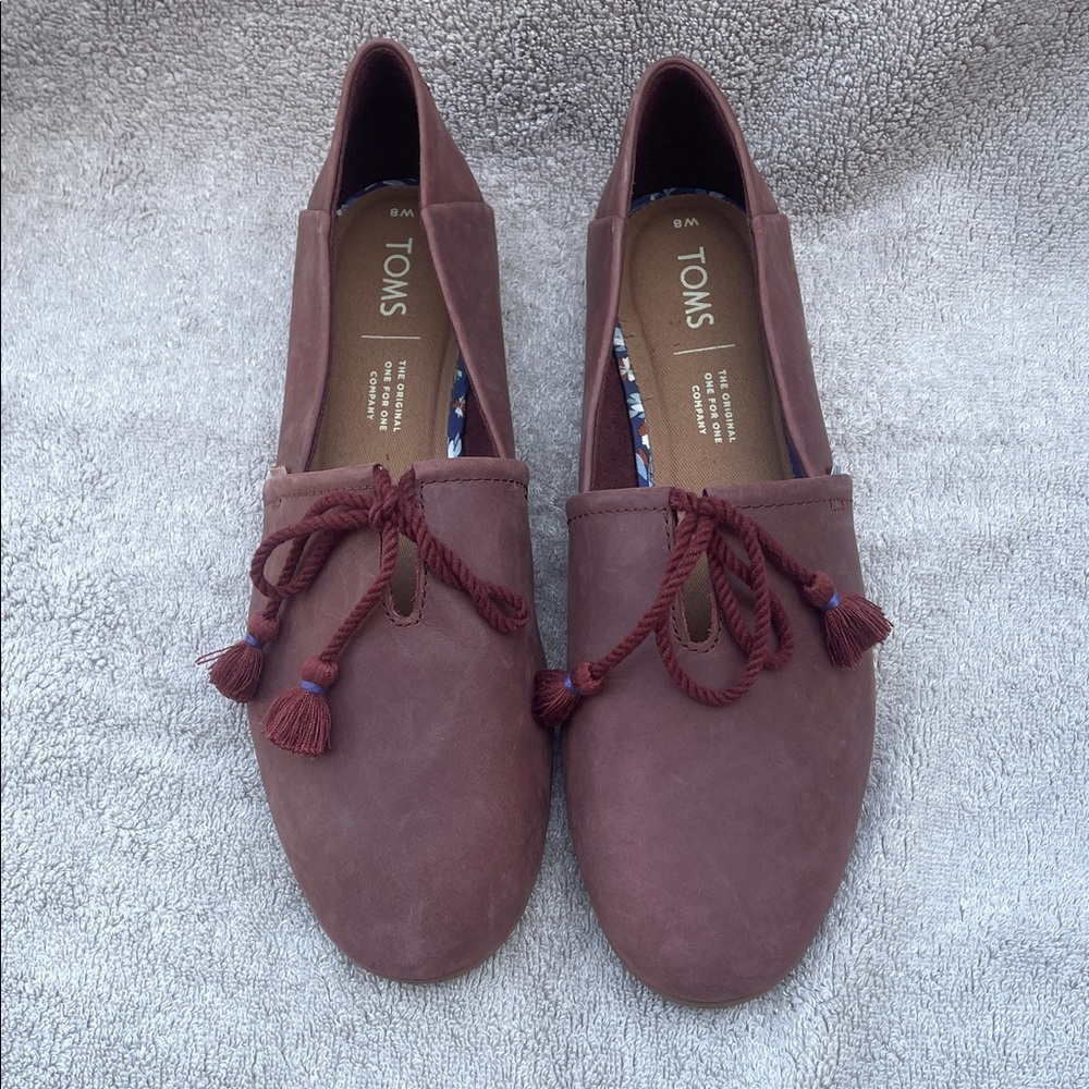 TOMS Women's Burgundy Tassel Loafers